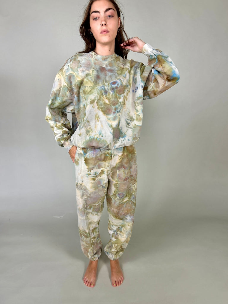 Crewneck - riverside tool & dye