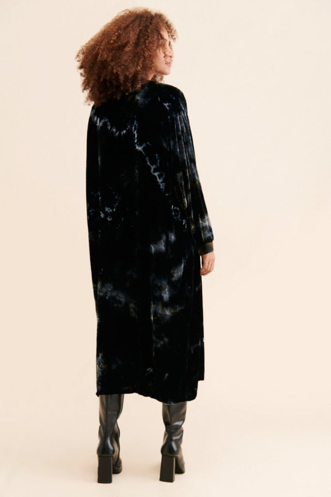 Velvet Duster in Obsidian - riverside tool & dye